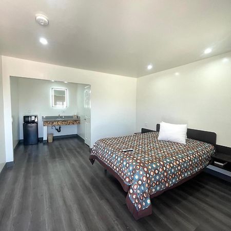 Newport Bay Inn Costa Mesa Zewnętrze zdjęcie